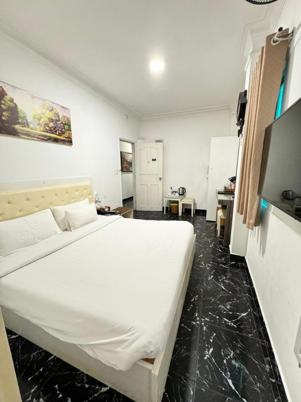 A25 Hotel - 19 Bui Thi Xuan Ho Chi Minh City Exterior photo